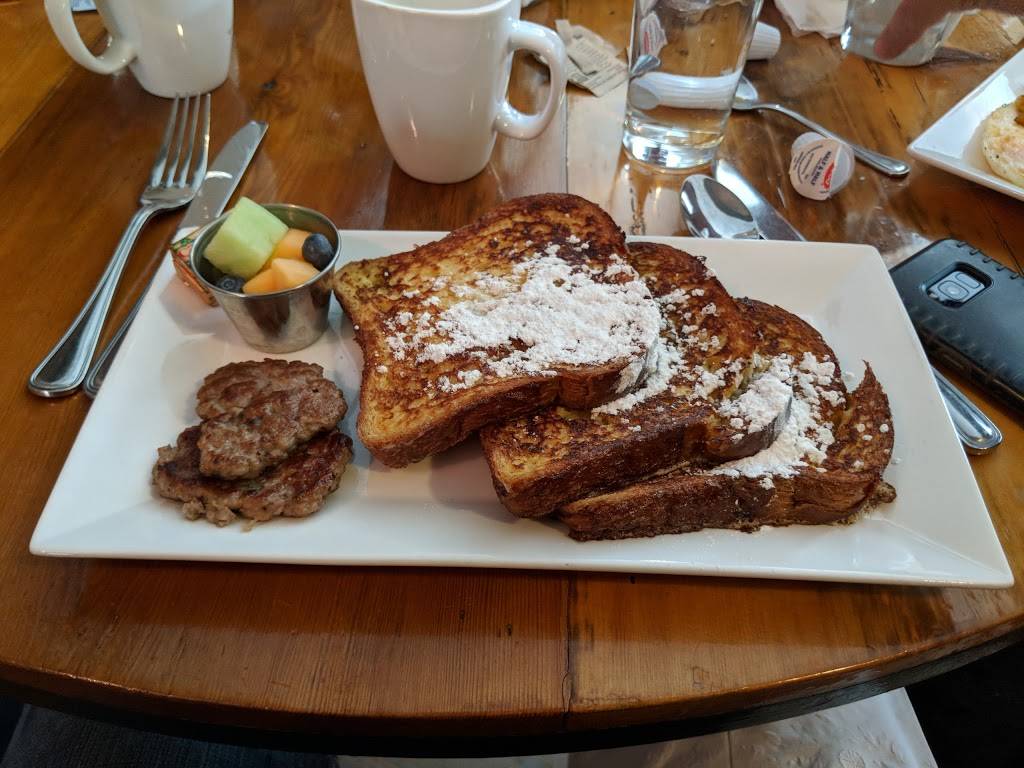 Butlers Pantry | restaurant | 128 Main St A, Stowe, VT 05672, USA | 8022532955 OR +1 802-253-2955