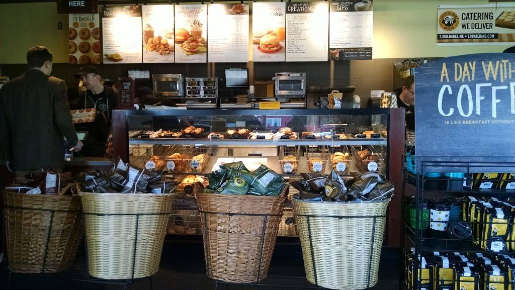 Einstein Bros. Bagels | bakery | 27365 Woodward Ave, Berkley, MI 48072, USA | 2485459888 OR +1 248-545-9888