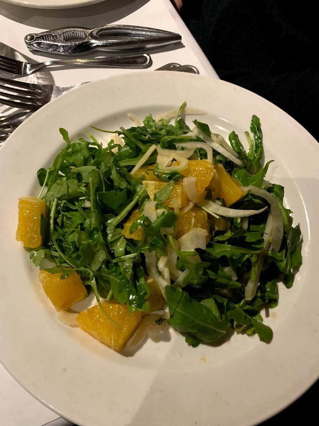 Patricias | restaurant | 1082 Morris Park Ave, Bronx, NY 10461, USA | 7184099069 OR +1 718-409-9069