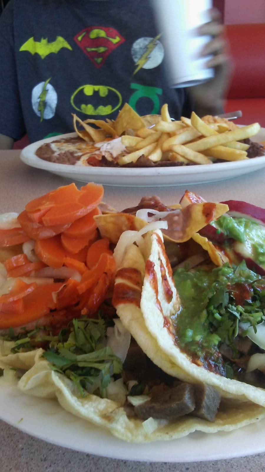 Tacos Vallarta | restaurant | 8730 Woodman Ave, Arleta, CA 91331, USA | 8188913836 OR +1 818-891-3836