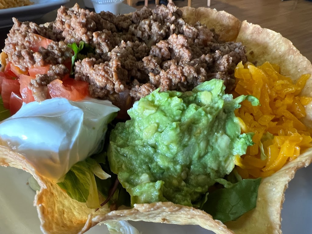 Don Lucios Bar and Grill | restaurant | 4615 US-80, Haughton, LA 71037, USA | 3186153095 OR +1 318-615-3095