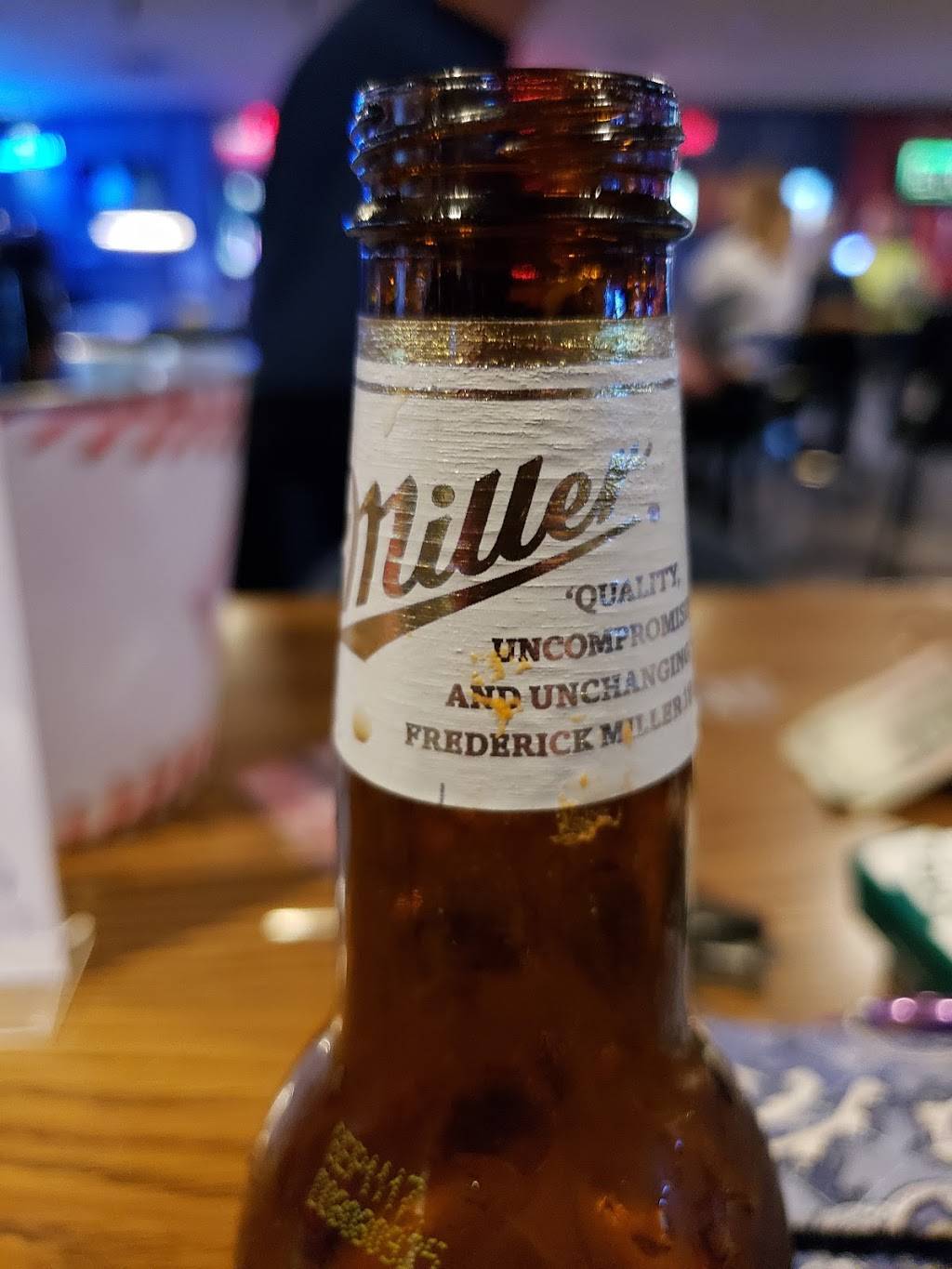 LugNutz Bar and Grill | restaurant | 22 Donald Dr, Fairfield, OH 45014, USA | 5139393333 OR +1 513-939-3333