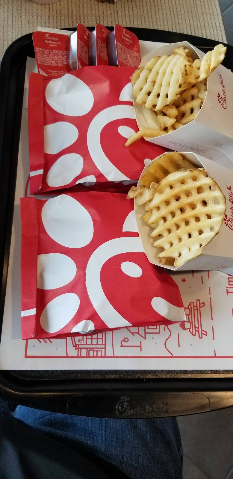 Chick-fil-A | restaurant | 2310 S La Cienega Blvd, Los Angeles, CA 90034, USA | 3108457020 OR +1 310-845-7020