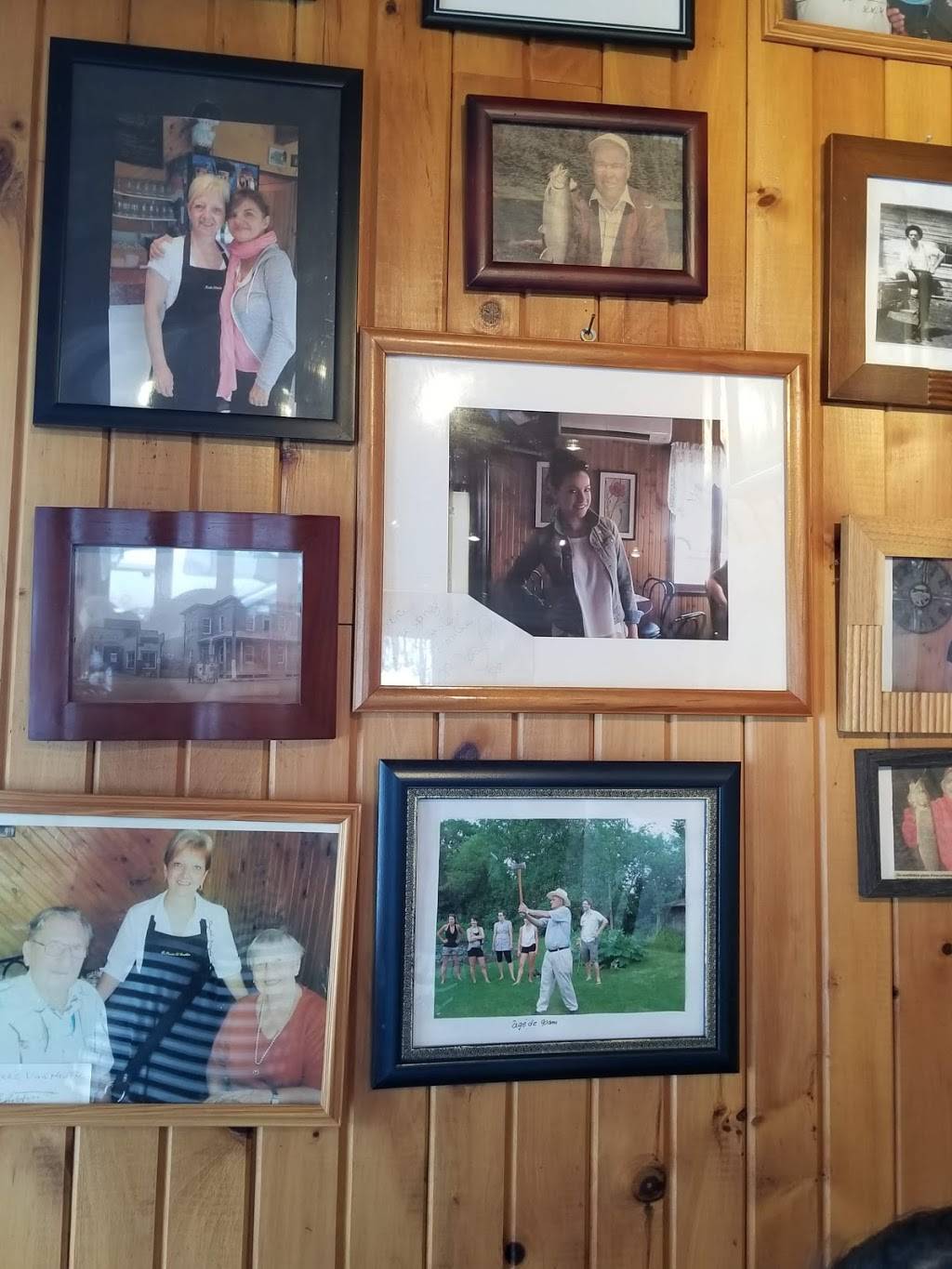 Resto dEmilie (Le) | restaurant | 424 Rue Saint Michel, Sainte-Émélie-de-lÉnergie, QC J0K 2K0, Canada | 4508865253 OR +1 450-886-5253