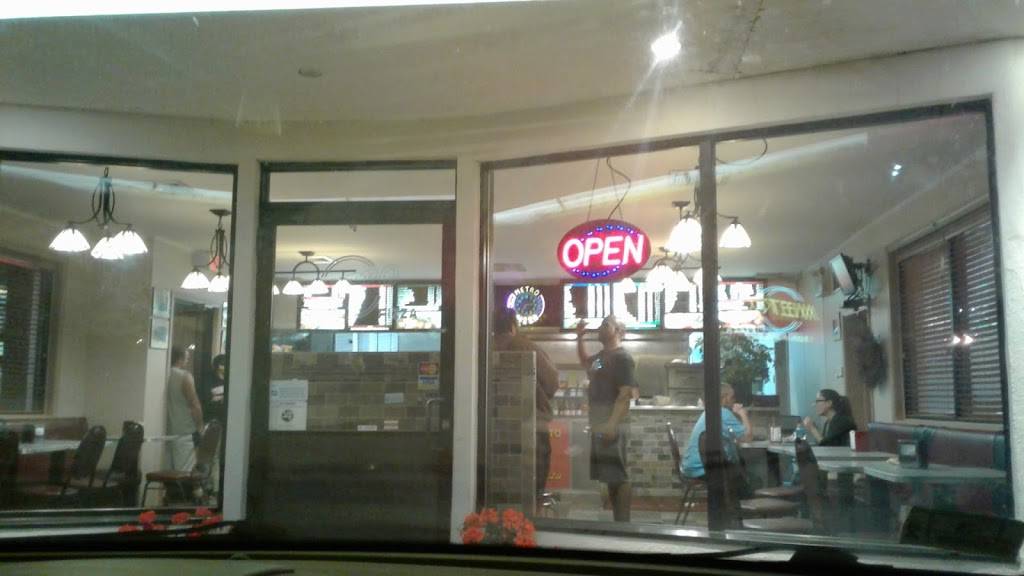 Metro Pizza | restaurant | 32 Dartmouth St, New Bedford, MA 02740, USA | 5089961122 OR +1 508-996-1122