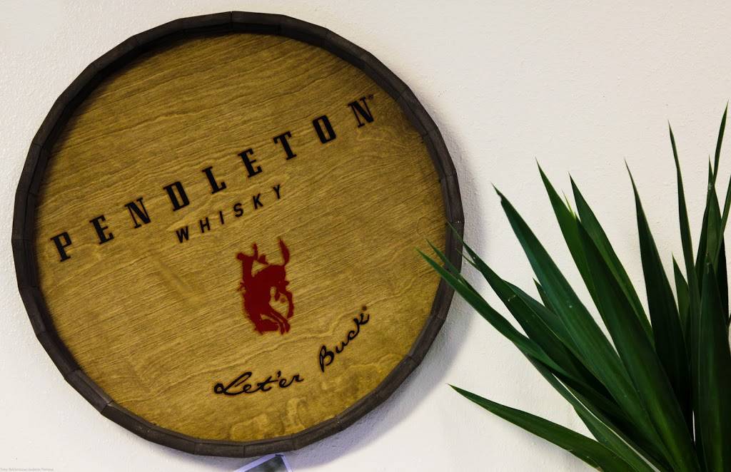 Champions Bar And Grill Inc | restaurant | 2930 Silverton Rd NE, Salem, OR 97301, USA | 5039908127 OR +1 503-990-8127