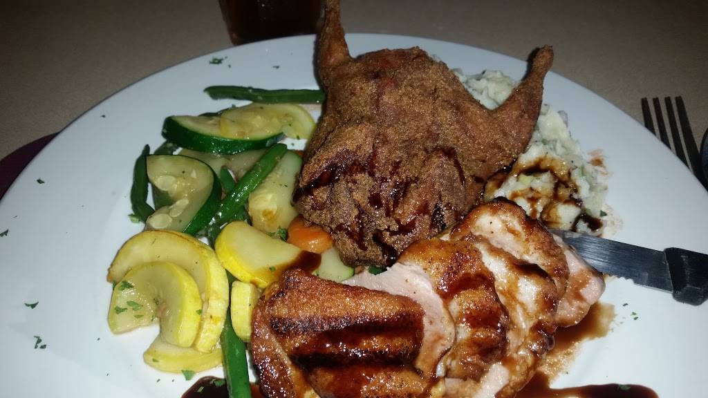 Red Wing Restaurant | restaurant | 12500 FL-33, Groveland, FL 34736, USA | 3524292997 OR +1 352-429-2997