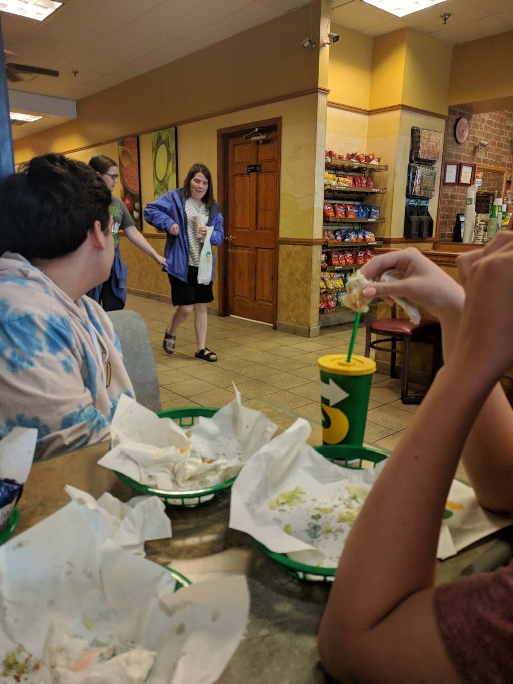 Subway | restaurant | 7501 Goodman Rd, Olive Branch, MS 38654, USA | 6628959450 OR +1 662-895-9450