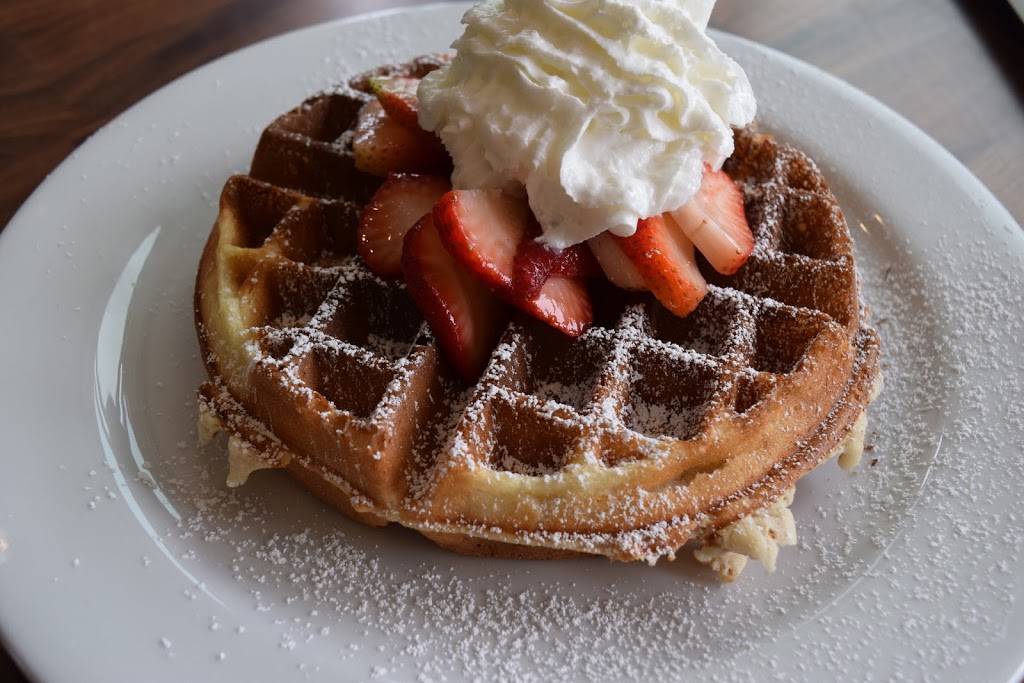 Hollywood Beach Cafe | cafe | 117 Los Altos St, Oxnard, CA 93035, USA | 8055902233 OR +1 805-590-2233