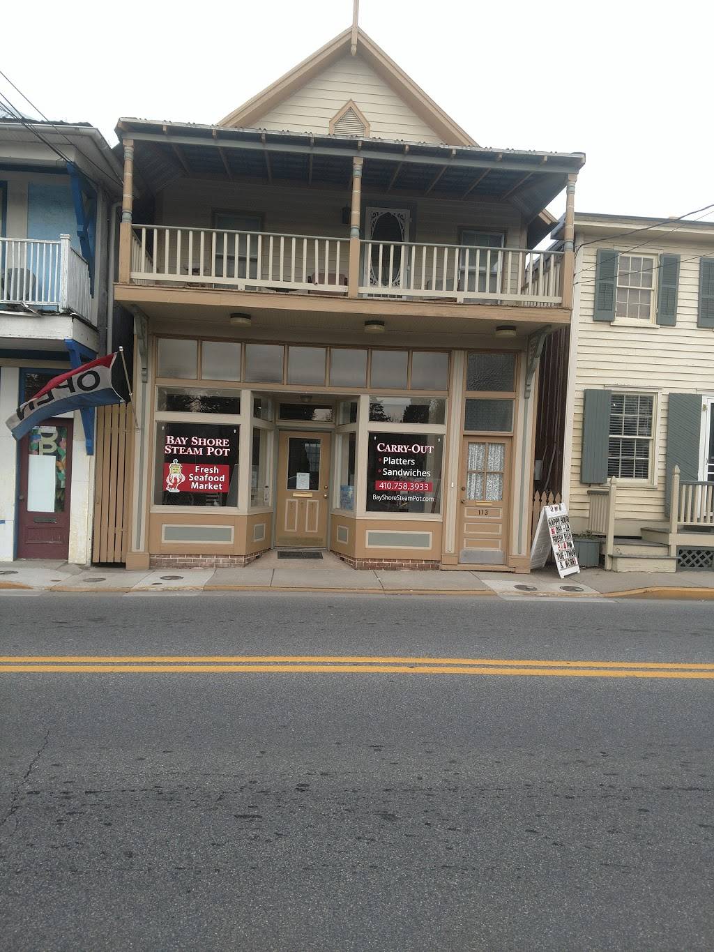 Bay Shore Steam Pot | restaurant | 111 E Water St, Centreville, MD 21617, USA | 4107583933 OR +1 410-758-3933