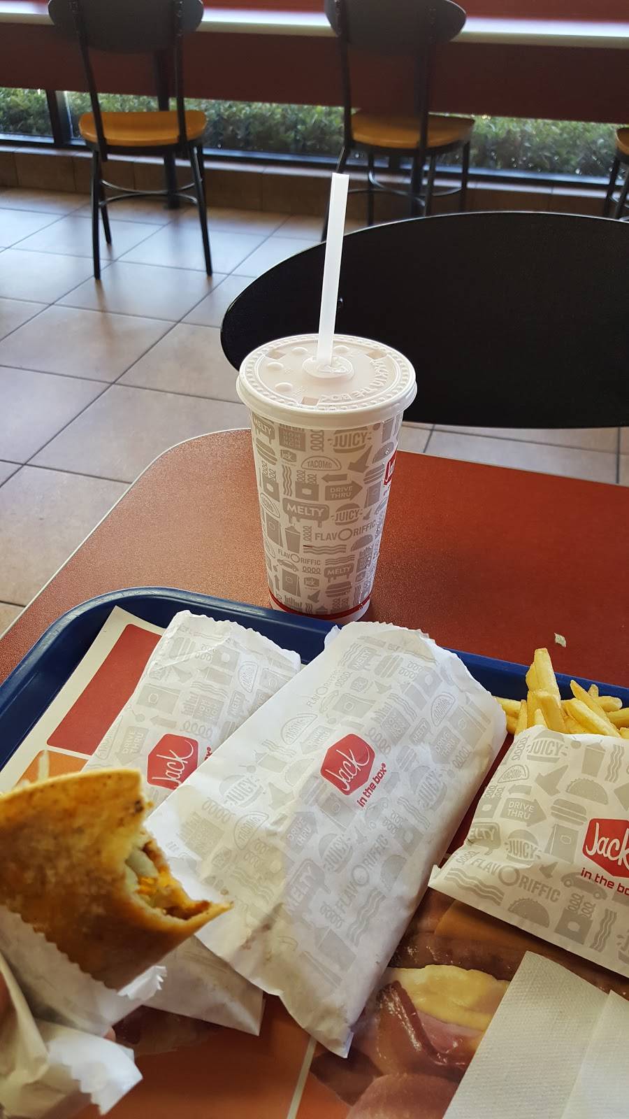 Jack in the Box | restaurant | 8322 Balboa Blvd, Northridge, CA 91325, USA | 8183456492 OR +1 818-345-6492