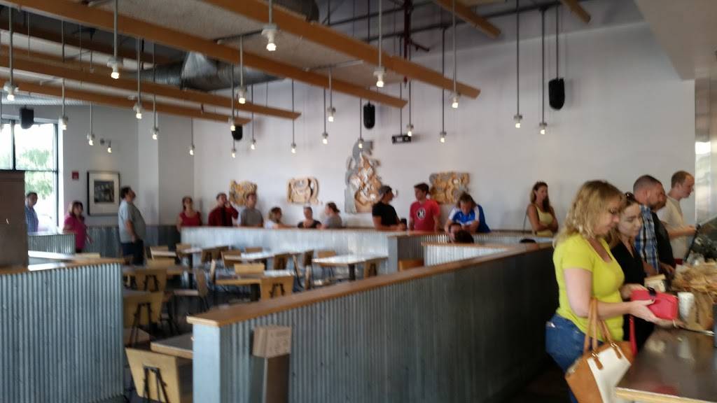 Chipotle Mexican Grill | restaurant | 3317 Daniels Rd Ste 102, Winter Garden, FL 34787, USA | 4076544415 OR +1 407-654-4415