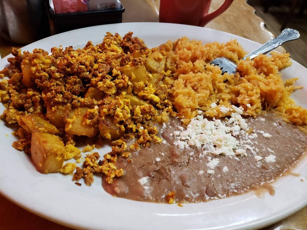 Broncos Mexican Grill and Sports Bar | restaurant | 969 S Glendora Ave B, West Covina, CA 91790, USA | 6269394444 OR +1 626-939-4444