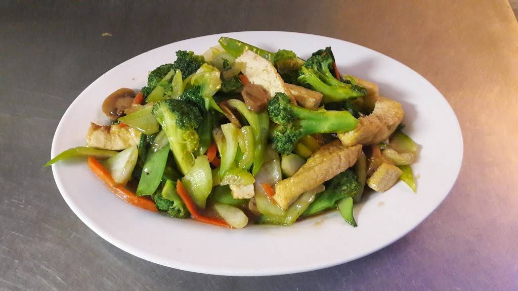 Saigon Bay Vietnamese Restaurant | restaurant | 2373 E Fowler Ave, Tampa, FL 33612, USA | 8139710854 OR +1 813-971-0854