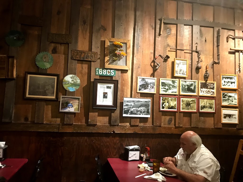 The Old Barn Restaurant | restaurant | 2146 County Rd 2243, Goshen, AL 36035, USA | 3344843200 OR +1 334-484-3200