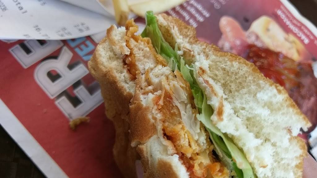 Wendys | restaurant | 2243 Loveridge Rd, Pittsburg, CA 94565, USA | 9254277058 OR +1 925-427-7058