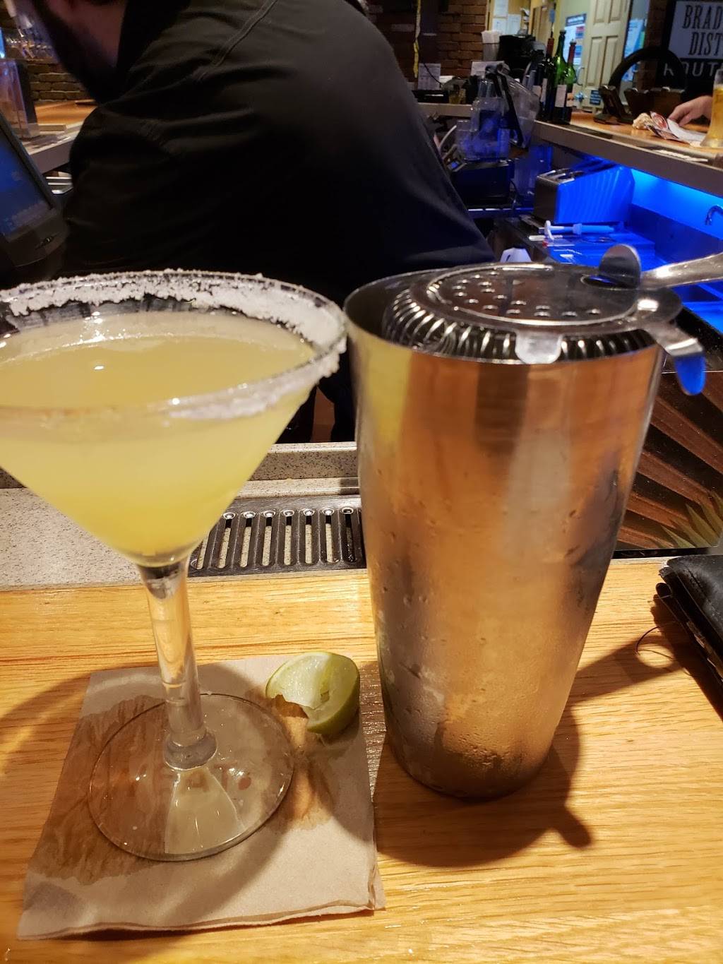 Applebees Grill + Bar | restaurant | 11104 E 41st St, Tulsa, OK 74146, USA | 9186641400 OR +1 918-664-1400