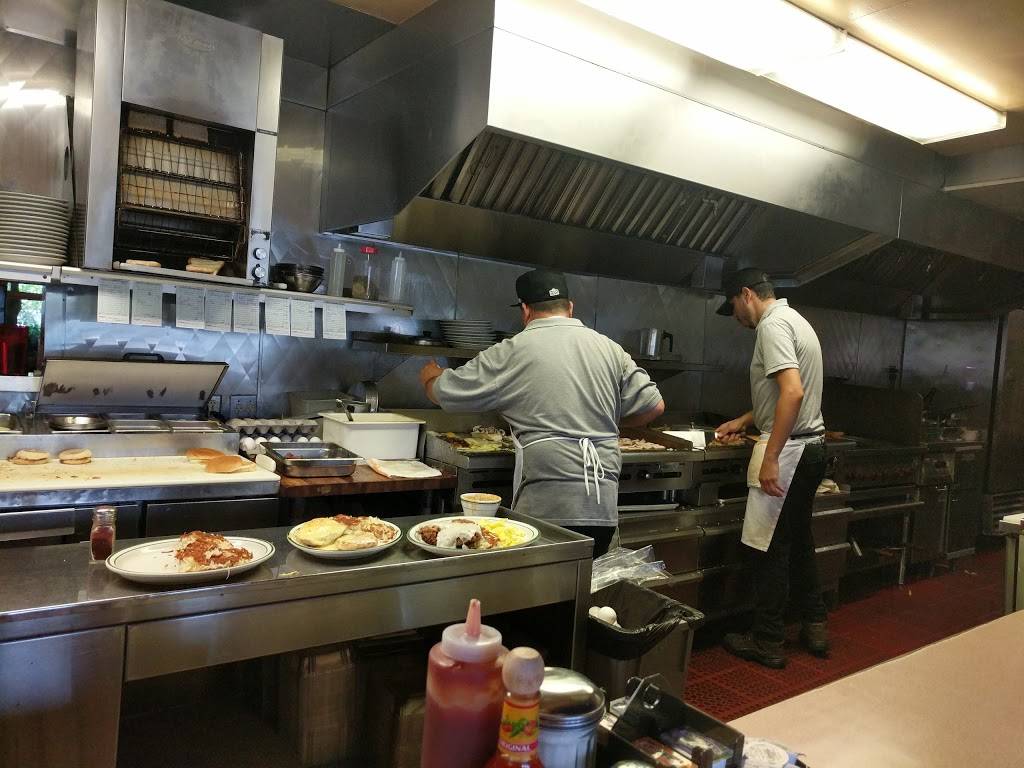 Giant Chef | restaurant | 10 Golf Club Rd, Pleasant Hill, CA 94523, USA | 9256896094 OR +1 925-689-6094