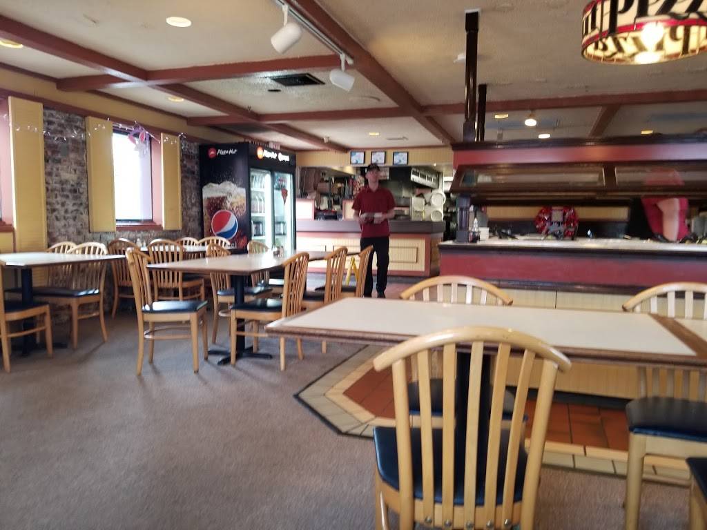 Pizza Hut | meal takeaway | 3920 Dewey Ave, Rochester, NY 14616, USA | 5856216470 OR +1 585-621-6470