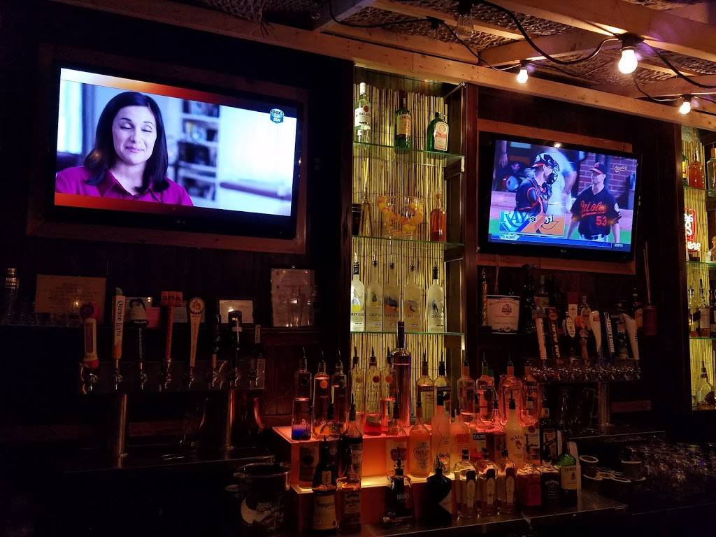 Cayman Cove | restaurant | 11742 N Dale Mabry Hwy, Tampa, FL 33618, USA | 8139612121 OR +1 813-961-2121