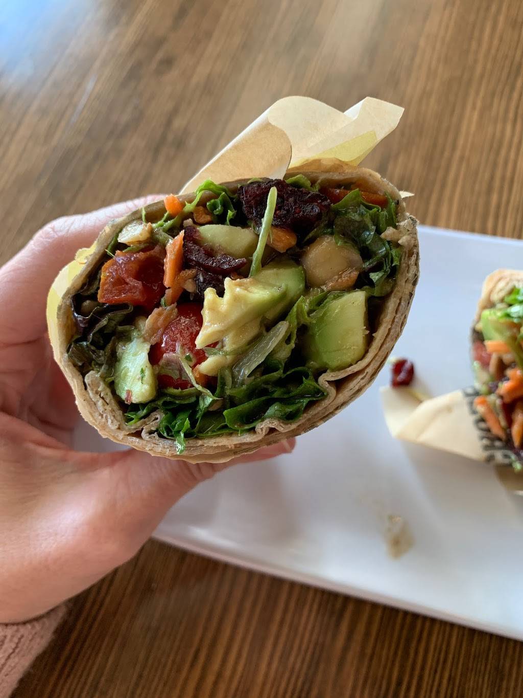 Chopped Leaf | restaurant | 840 Main Street East BD04, Milton, ON L9T 0J4, Canada | 9058751171 OR +1 905-875-1171