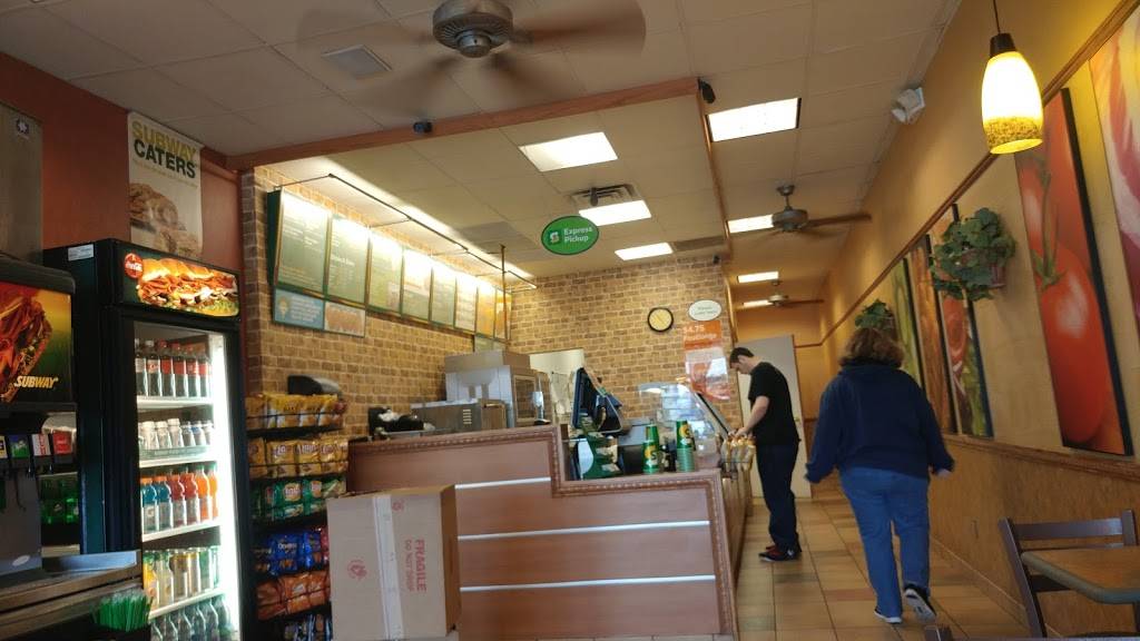 Subway | restaurant | 7395 State Rd, Parma, OH 44134, USA | 4408429782 OR +1 440-842-9782