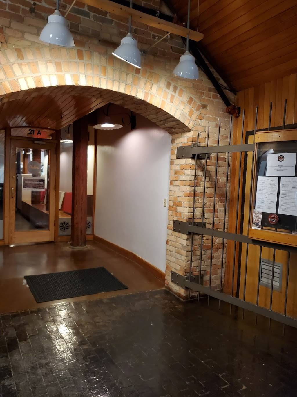 Trattoria Salve | restaurant | 905 W Main St Apt 21A, Durham, NC 27701, USA | 9842196120 OR +1 984-219-6120