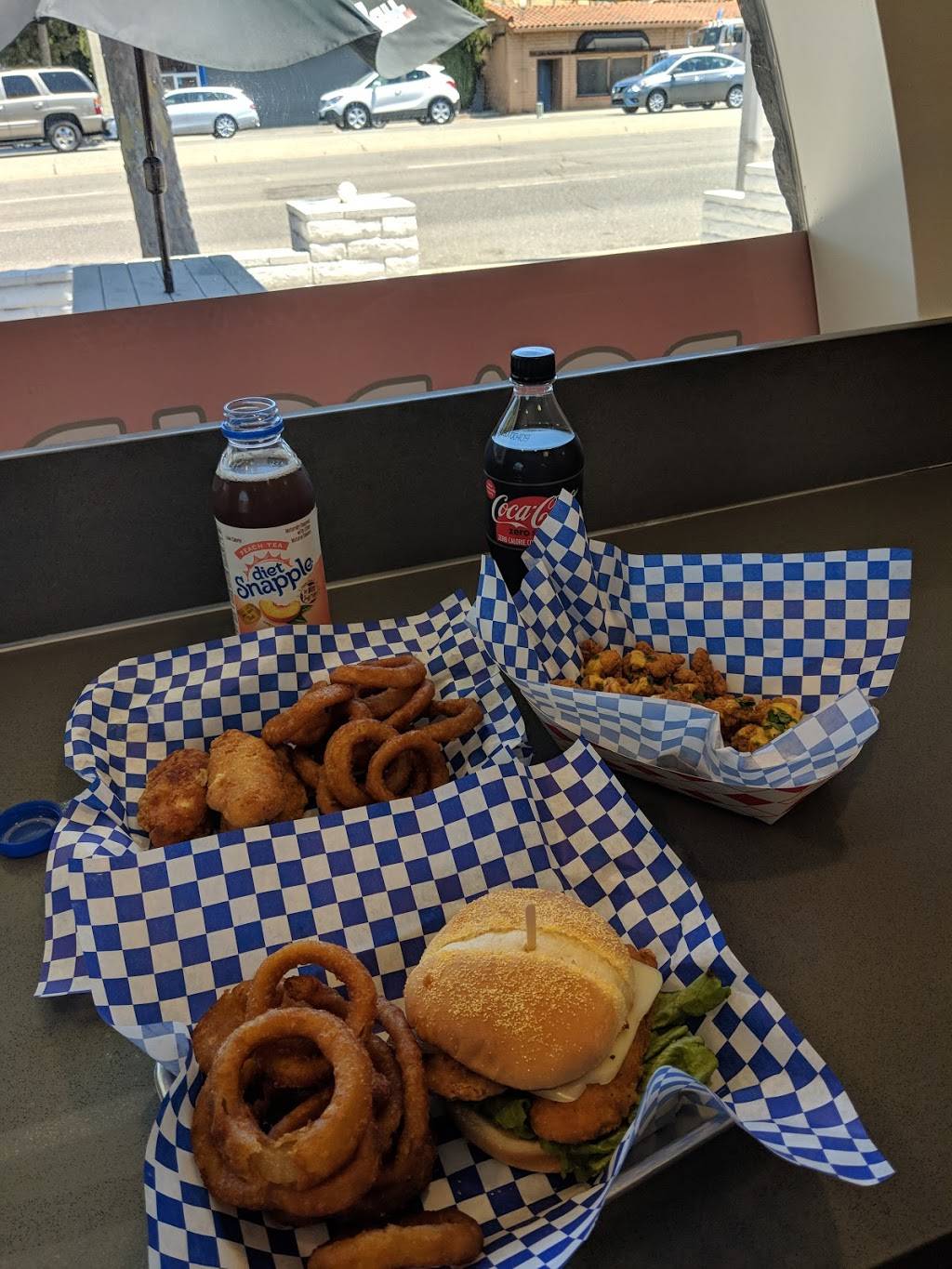 Fowl Play | restaurant | 3850 El Camino Real, Palo Alto, CA 94306, USA | 6503846511 OR +1 650-384-6511