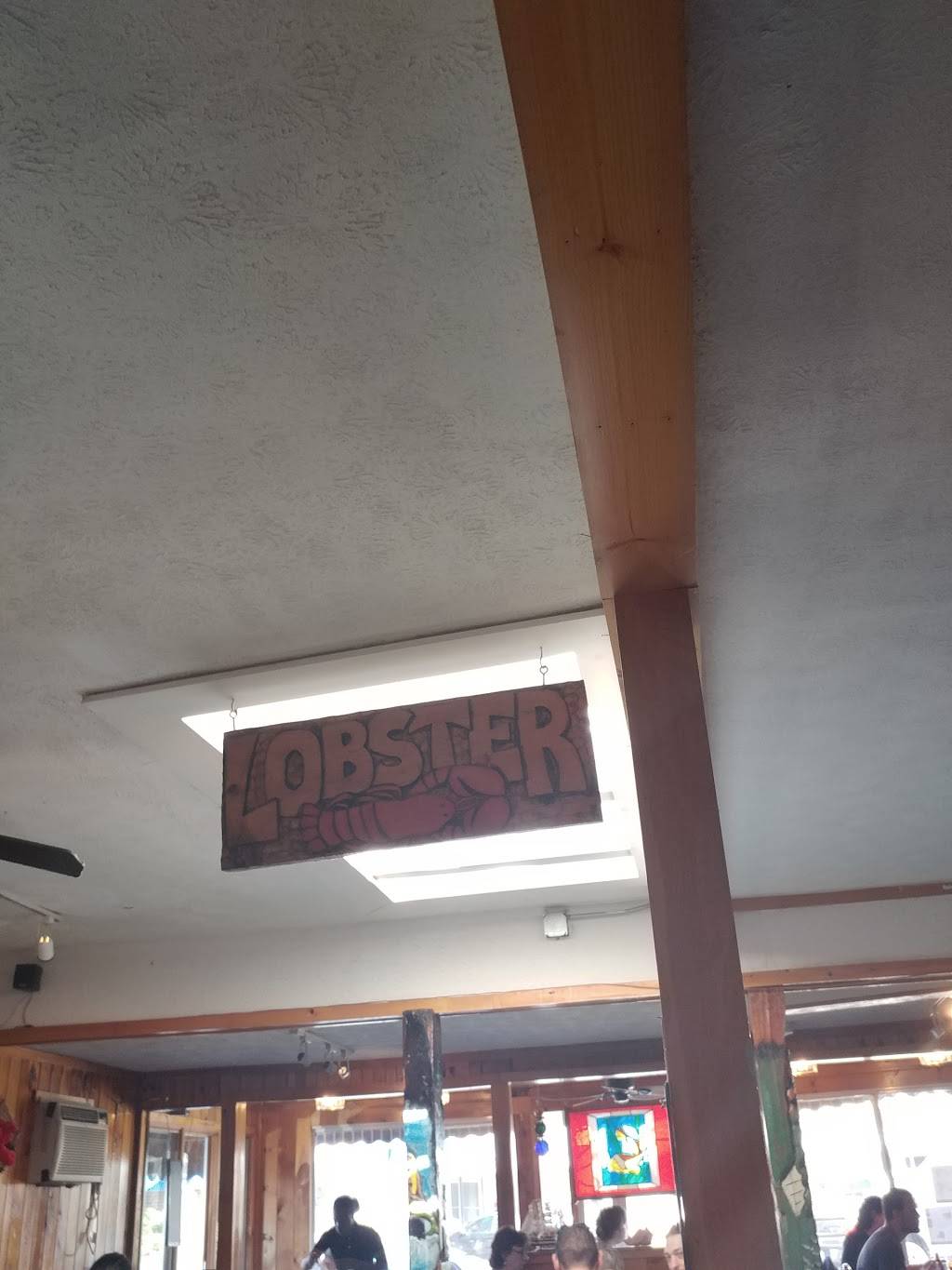 Barefoot Boy Restaurant | restaurant | 45 E Grand Ave, Old Orchard Beach, ME 04064, USA | 2079378111 OR +1 207-937-8111