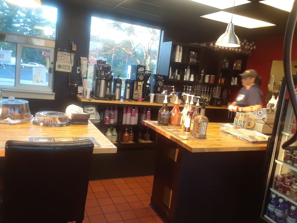 Daily Grind Gourmet Coffee Co | cafe | 4095 Pleasant Ave, Hamilton, OH 45015, USA | 5138935500 OR +1 513-893-5500