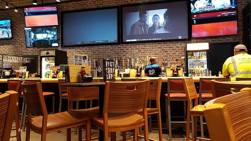 Buffalo Wild Wings | restaurant | 200 Biggs Blvd, Harrison, OH 45030, USA | 5132029464 OR +1 513-202-9464