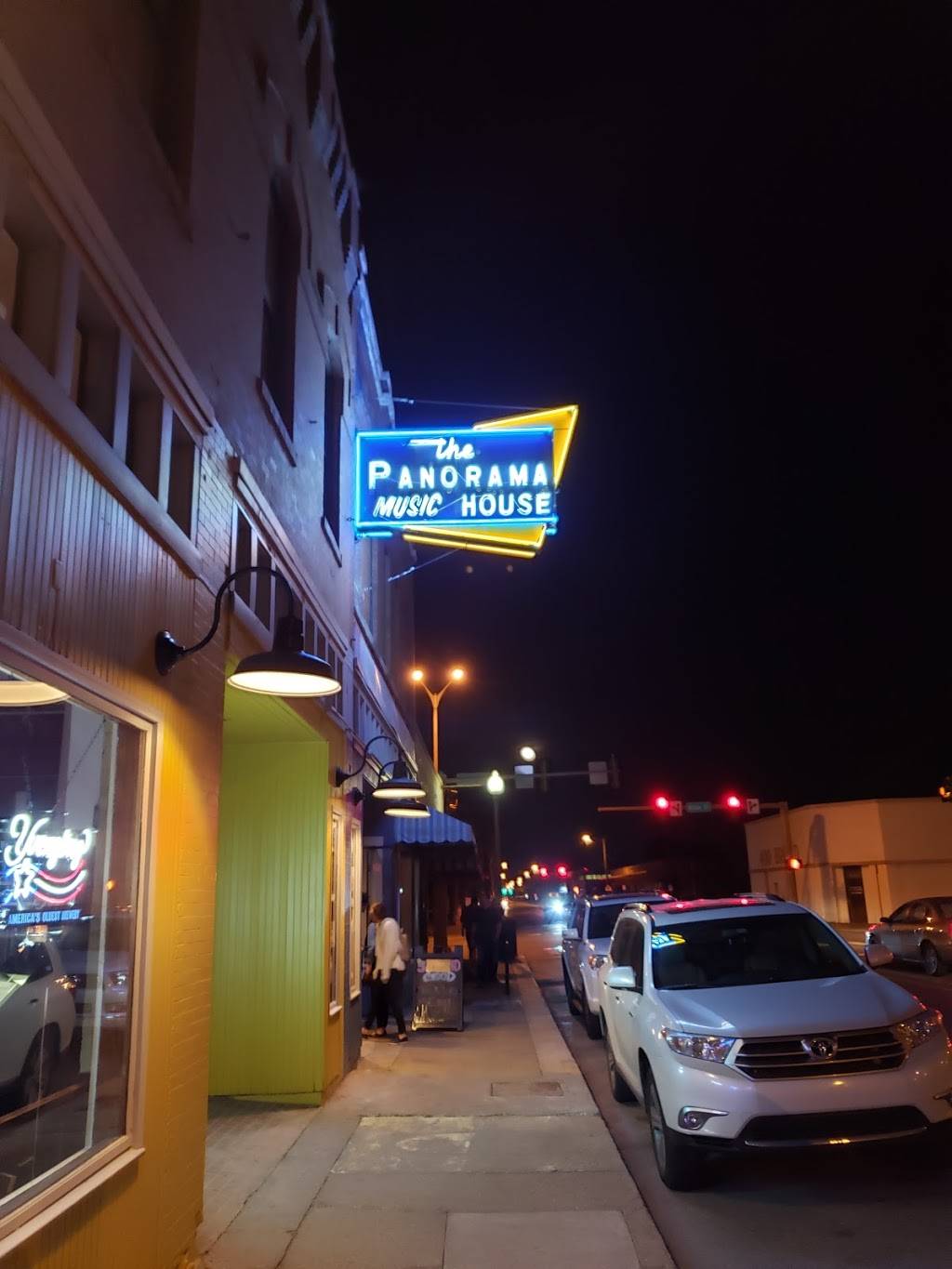 Panorama Music House | restaurant | 331 Broad St, Lake Charles, LA 70601, USA | 3376026343 OR +1 337-602-6343