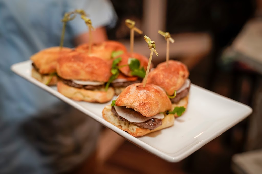 Rum Social Kitchen & Cocktails | restaurant | 448 S Coast Hwy, Laguna Beach, CA 92651, USA | 9495494014 OR +1 949-549-4014