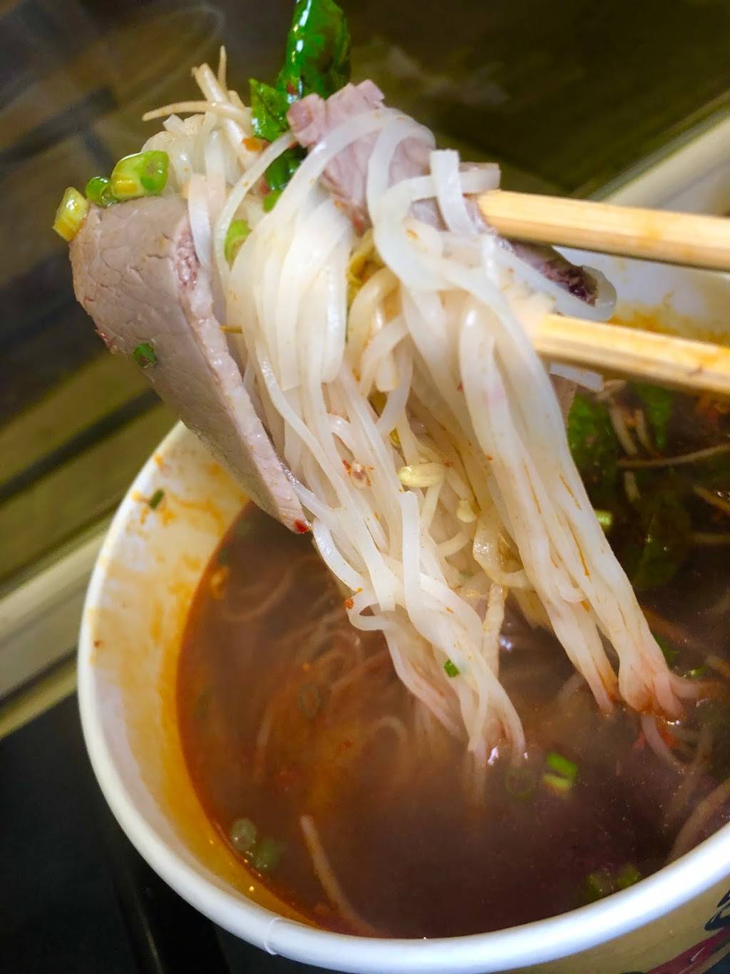 Manvspho | restaurant | 3133 Eastern Ave, Baltimore, MD 21224, USA | 4103148345 OR +1 410-314-8345