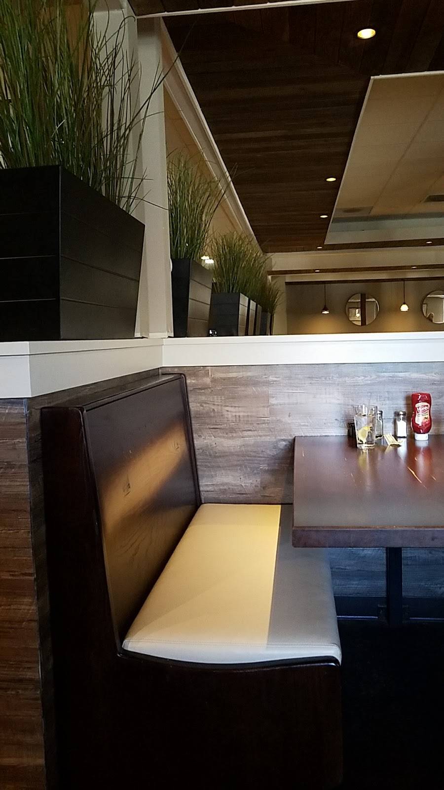 Catch Seafood | restaurant | 411 W Main St, Lexington, SC 29072, USA | 8033592979 OR +1 803-359-2979