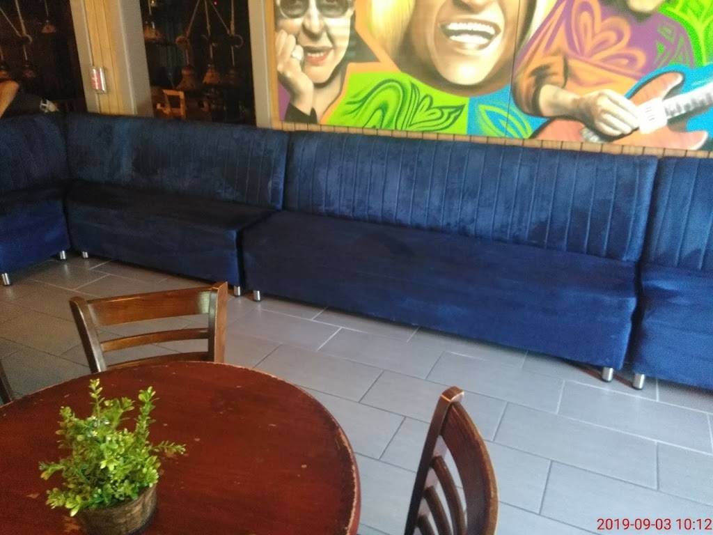 Dominican Food | restaurant | 4014 Washington St, Roslindale, MA 02131, USA | 6173277555 OR +1 617-327-7555