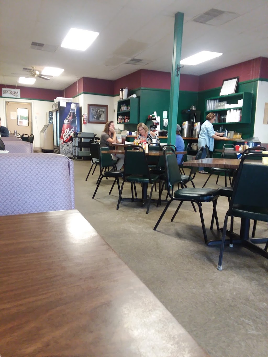 Downtowner Restaurant | restaurant | 1114 Selma Ave, Selma, AL 36703, USA | 3348755933 OR +1 334-875-5933