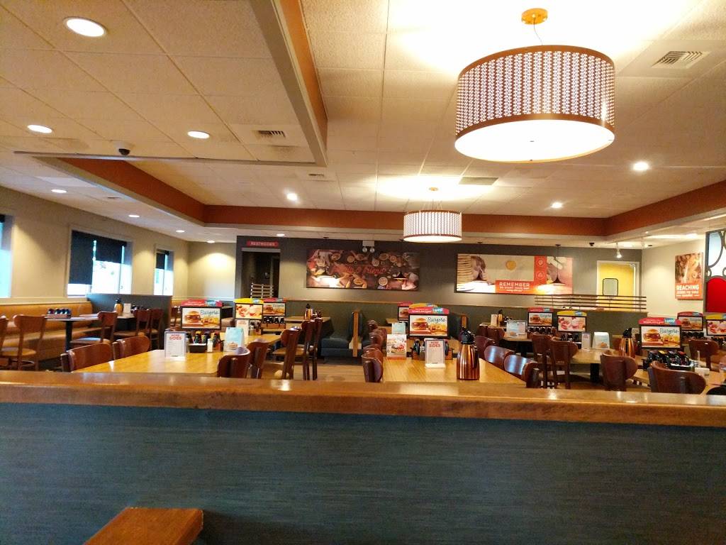 IHOP | restaurant | 1401 E Monte Vista Ave, Vacaville, CA 95688, USA | 7074518895 OR +1 707-451-8895