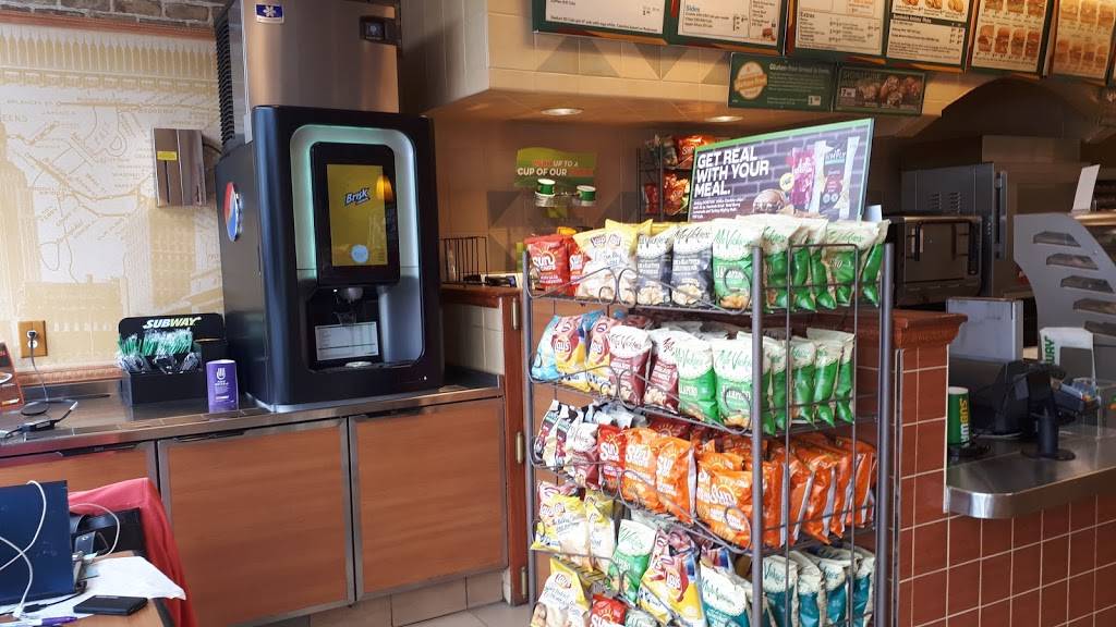 Subway | meal takeaway | 198 Glenridge Ave, St. Catharines, ON L2T 3J8, Canada | 9059881740 OR +1 905-988-1740