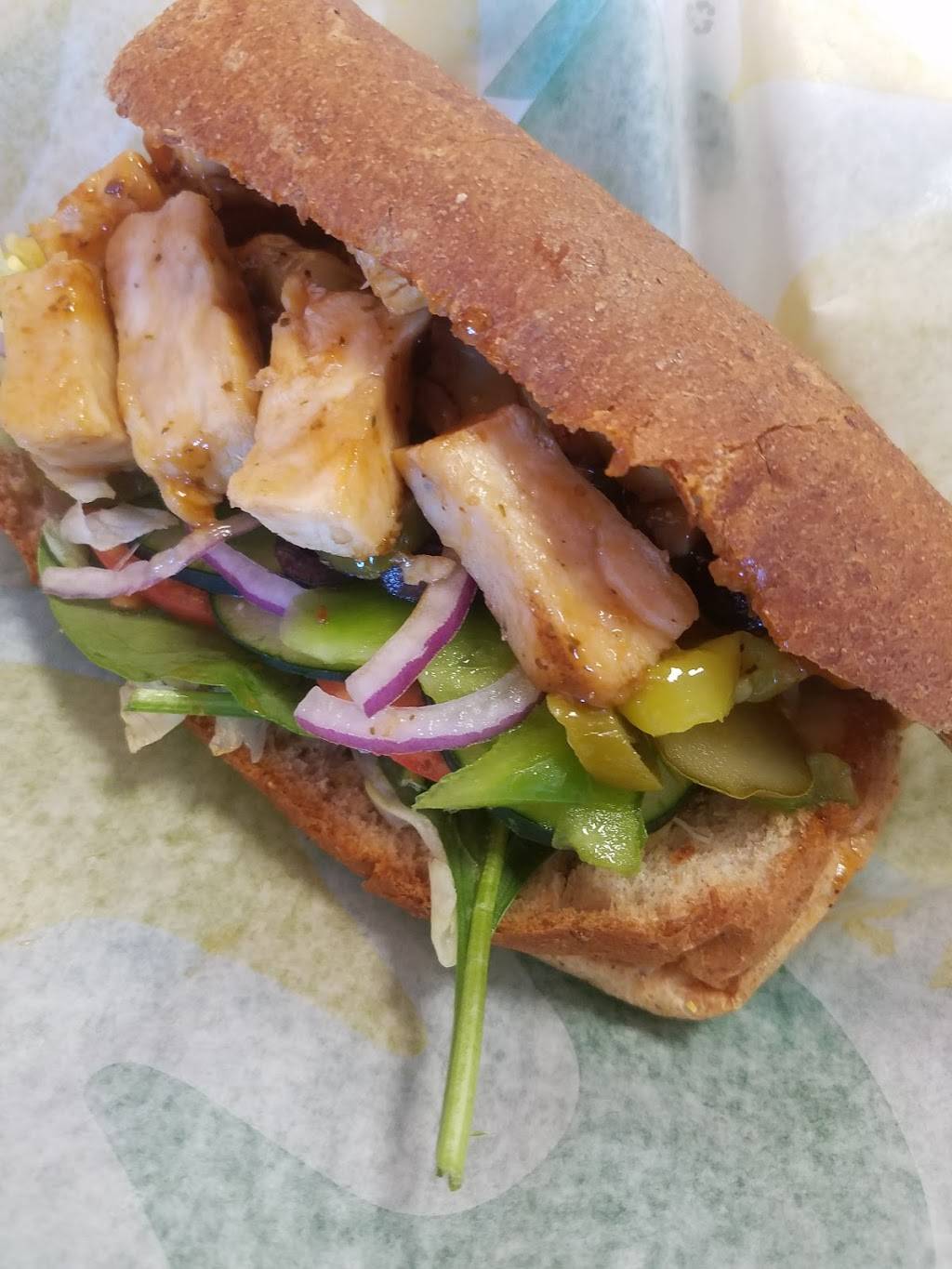 Subway Restaurants | restaurant | 5841 Firestone Blvd Ste D, South Gate, CA 90280, USA | 5629286166 OR +1 562-928-6166