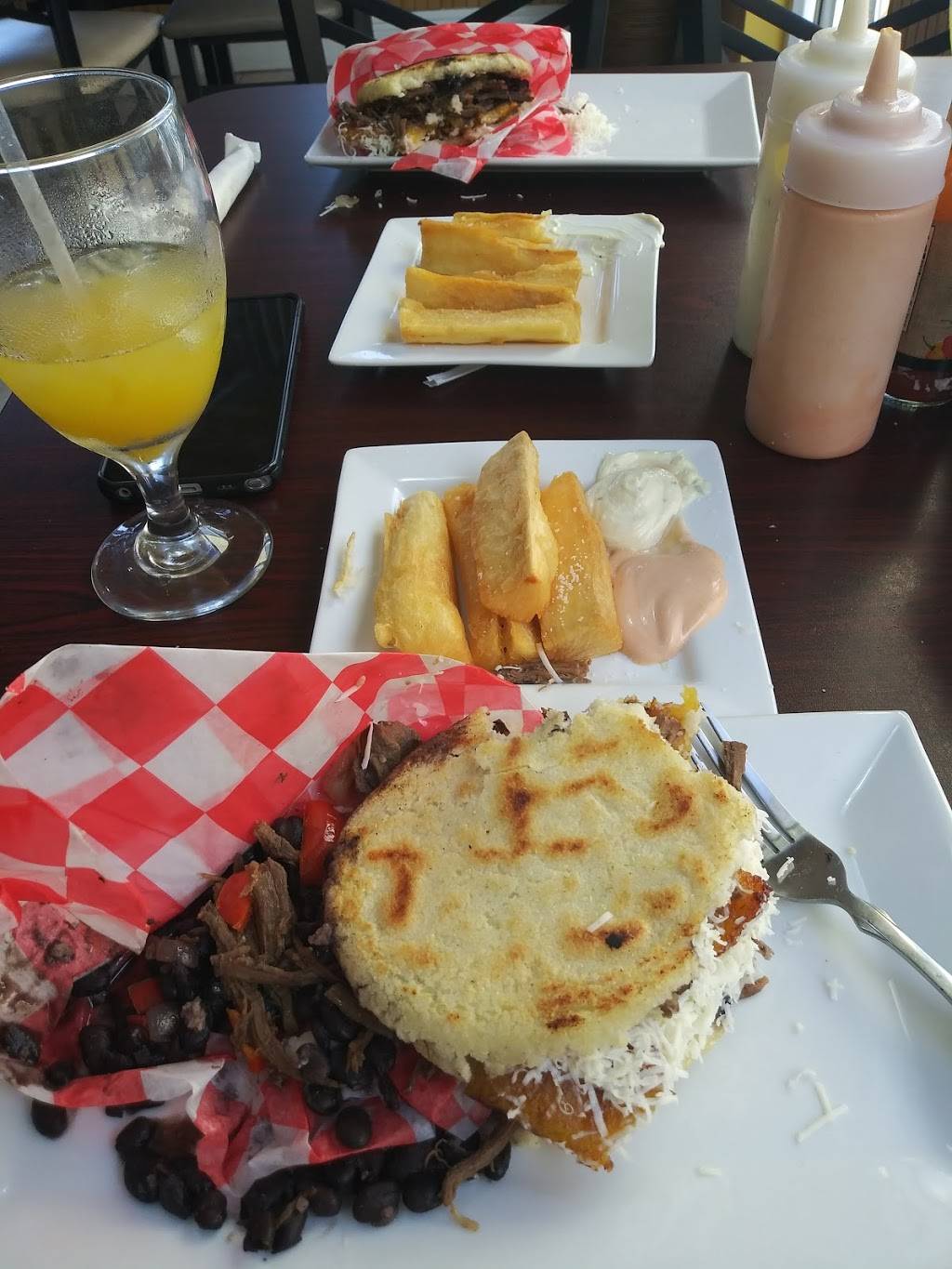 DOÑA AREPA Y DON CEVICHE | restaurant | 3032 Santa Barbara Blvd, Cape Coral, FL 33914, USA | 2396736463 OR +1 239-673-6463