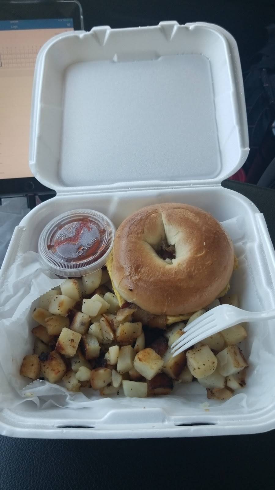 Maries Restaurant | bakery | 85 Beach Rd, Salisbury, MA 01952, USA | 9784620911 OR +1 978-462-0911