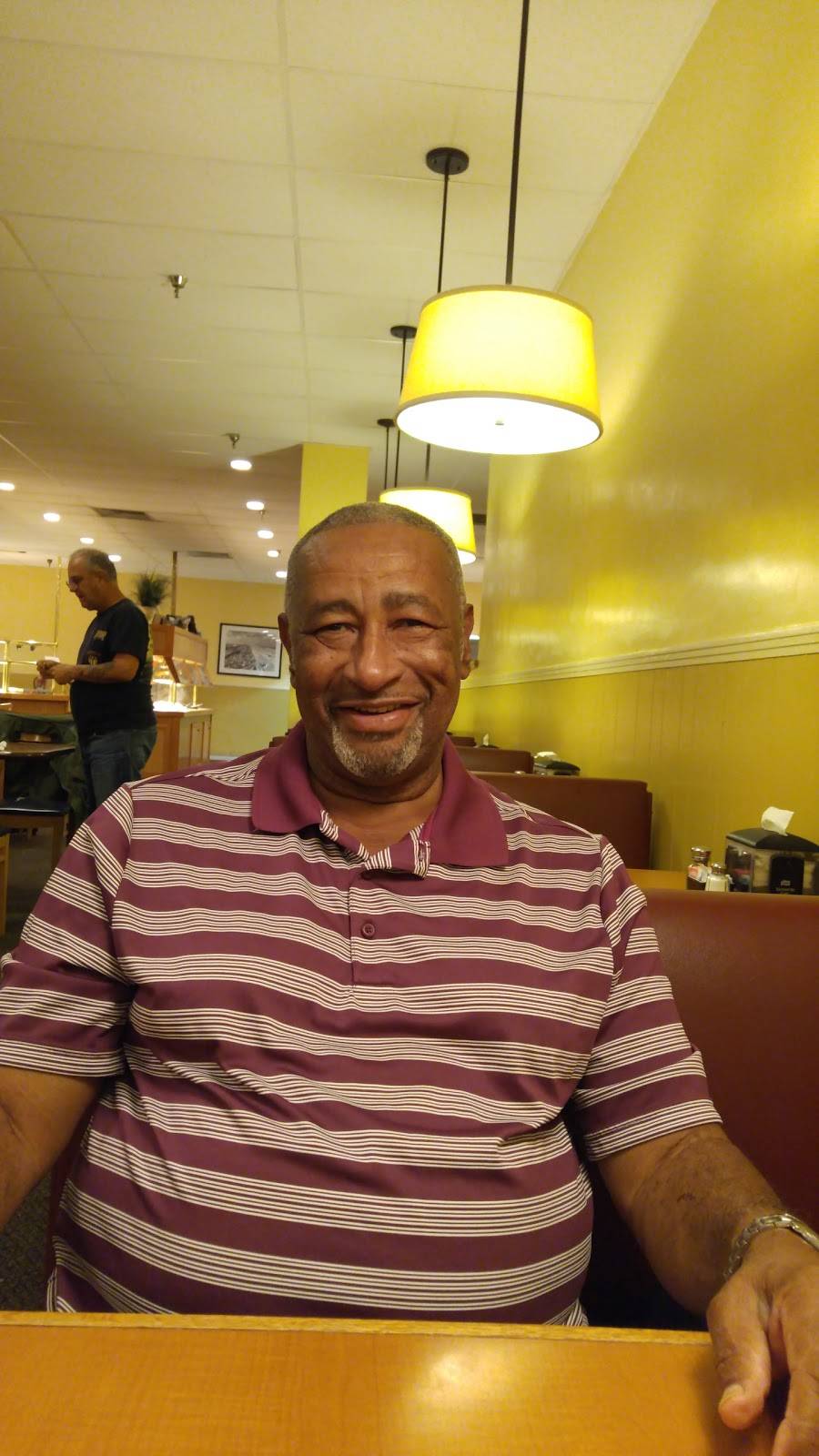 Duffs Original Buffet | restaurant | 2400 S Ridgewood Ave, South Daytona, FL 32119, USA | 3867880828 OR +1 386-788-0828