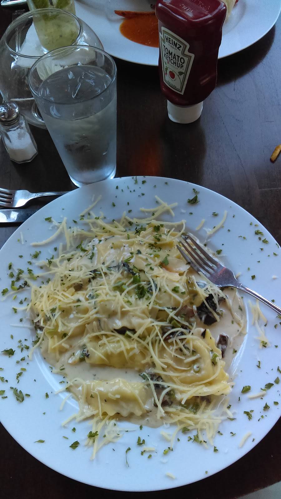 Shelbys | restaurant | 2 Orinda Theatre Square, Orinda, CA 94563, USA | 9252549687 OR +1 925-254-9687