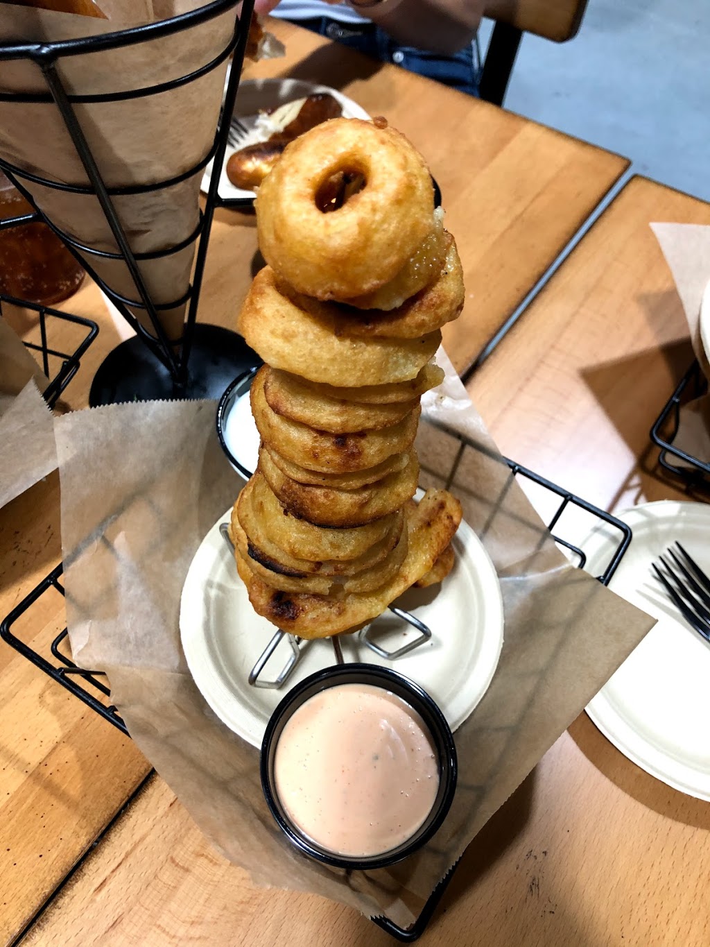 Ax-Caliber Axe Venue and Coffee House | restaurant | 204 E Orange St #102, Lakeland, FL 33801, USA | 8635923500 OR +1 863-592-3500