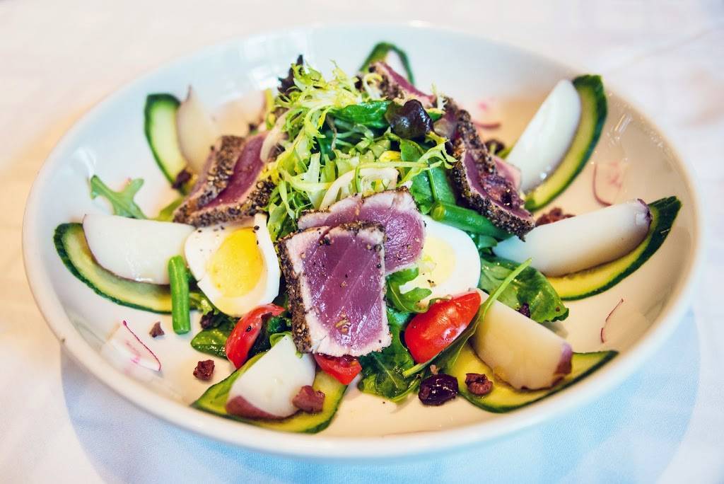 Luxbar | restaurant | 18 E Bellevue Pl, Chicago, IL 60611, USA | 3126423400 OR +1 312-642-3400