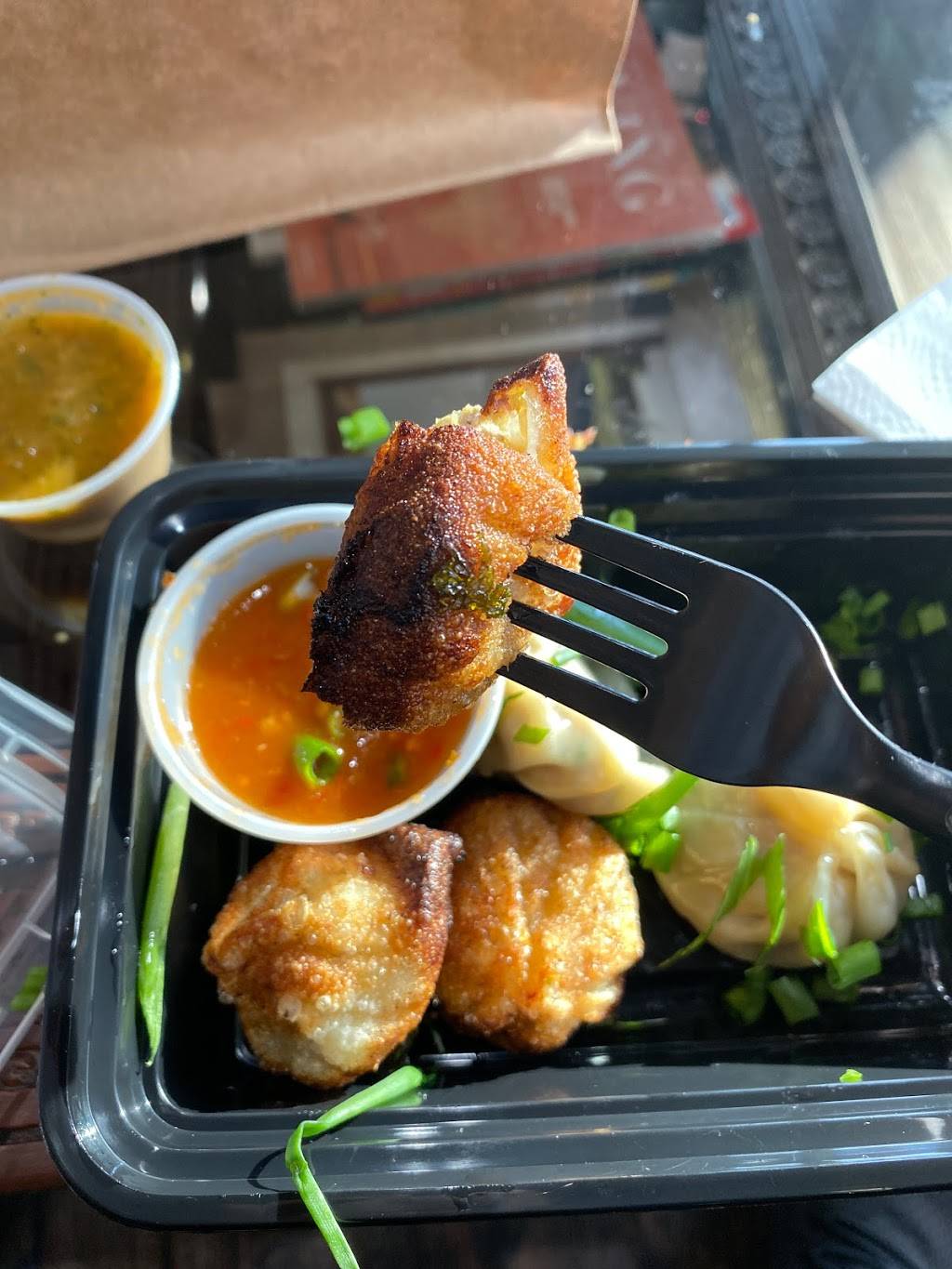 Momo & Pizza Ghar | restaurant | Overlake, Redmond, WA 98052, USA | 4258696364 OR +1 425-869-6364