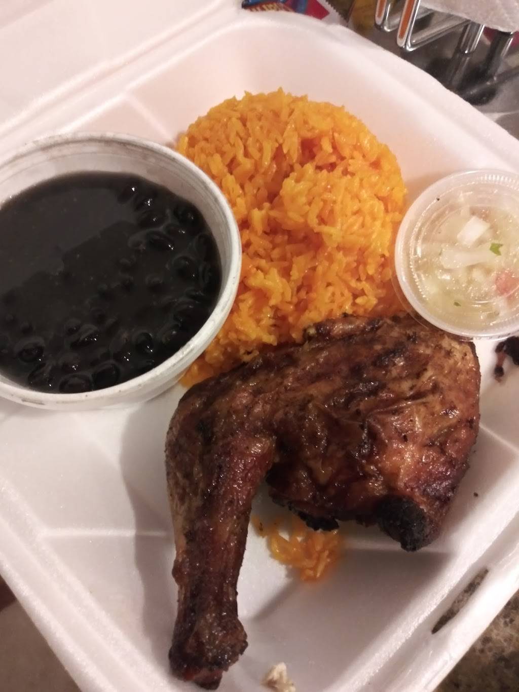 La Granja Express | restaurant | 2700 Broadway Ave, Riviera Beach, FL 33404, USA | 5617662483 OR +1 561-766-2483
