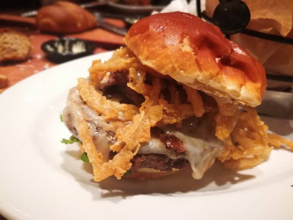 LongHorn Steakhouse | meal takeaway | 5706 W Loop 1604 N, San Antonio, TX 78251, USA | 2106883789 OR +1 210-688-3789