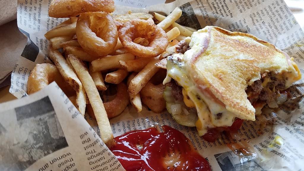 Wayback Burgers | restaurant | 2306 Hempstead Turnpike, East Meadow, NY 11554, USA | 5165200298 OR +1 516-520-0298